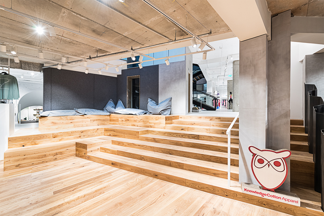 TCBuckenmaierStallCrailsheim01