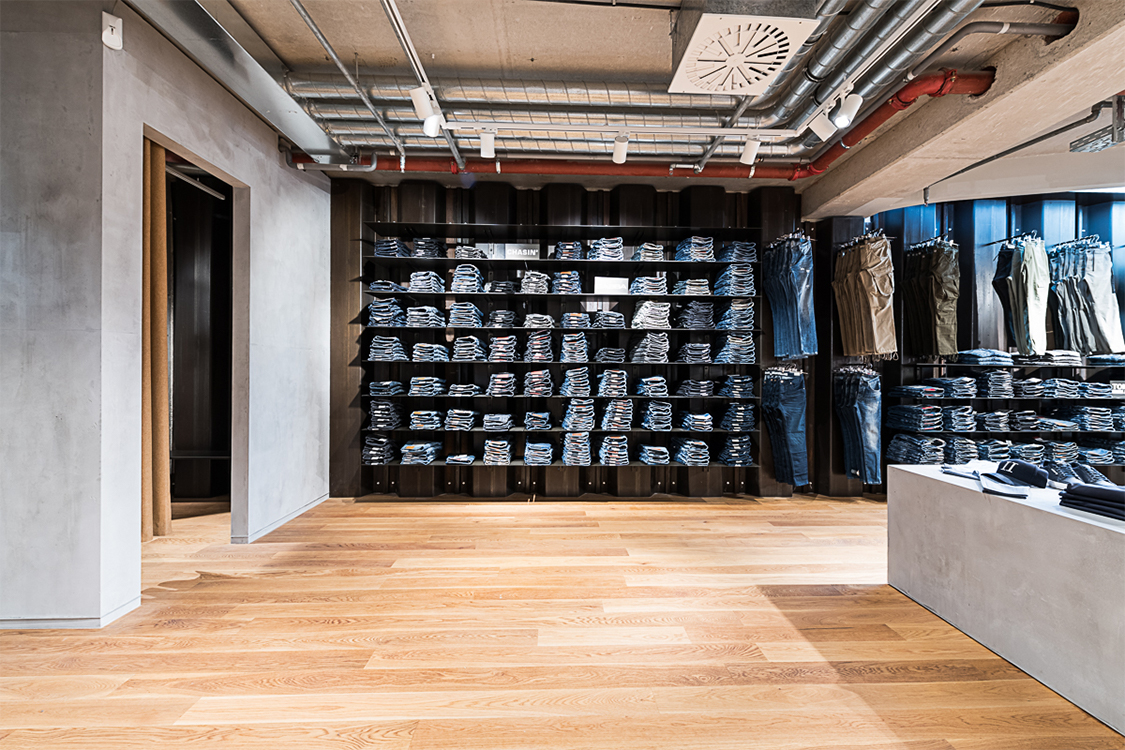 TCBuckenmaierStallCrailsheim03