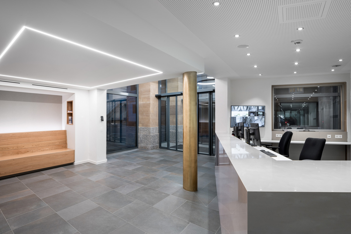 Staatstheater-Wuerttemberg Bott 02